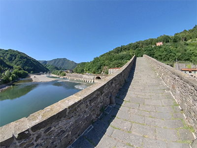 Garfagnana Borgo a Mozzano Ponte del Diavolo