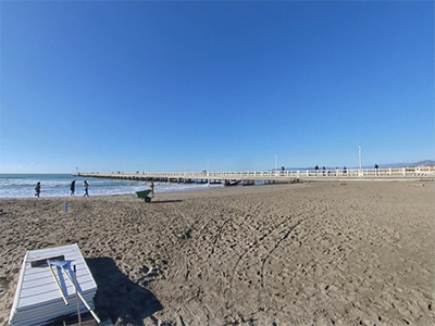 Pisa Forte dei Marmi pontile