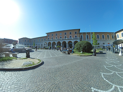 Pisa Piazza della Stazione