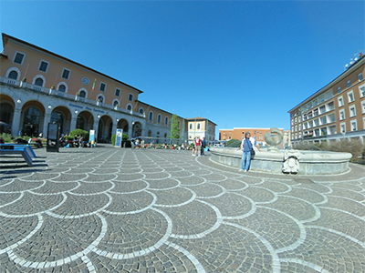 Pisa Piazza della Stazione