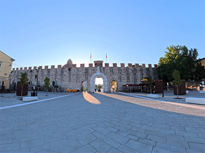 Pisa Piazza Manin