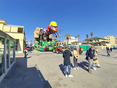 Pisa Viareggio Carnevale
