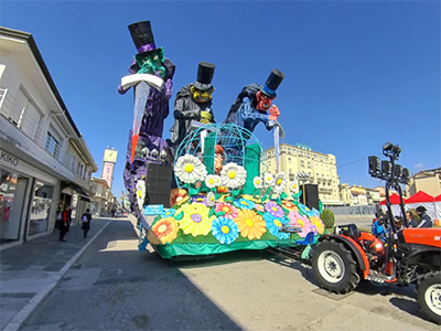 Pisa Viareggio Carnevale