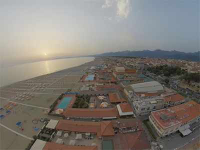 Pisa Viareggio gru
